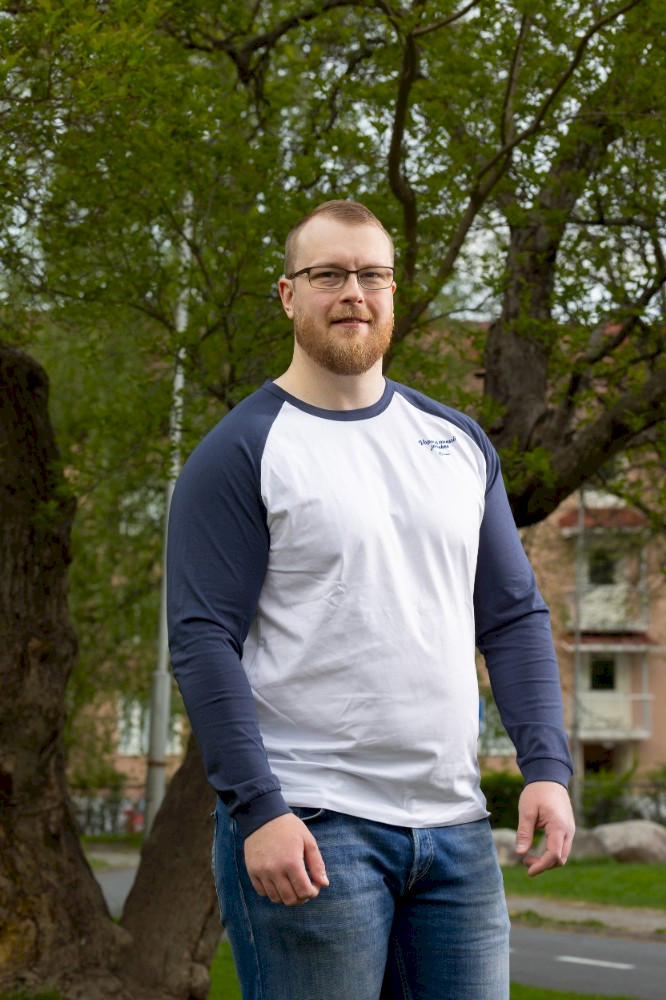 Pitkähihainen baseball T-paita, teksti